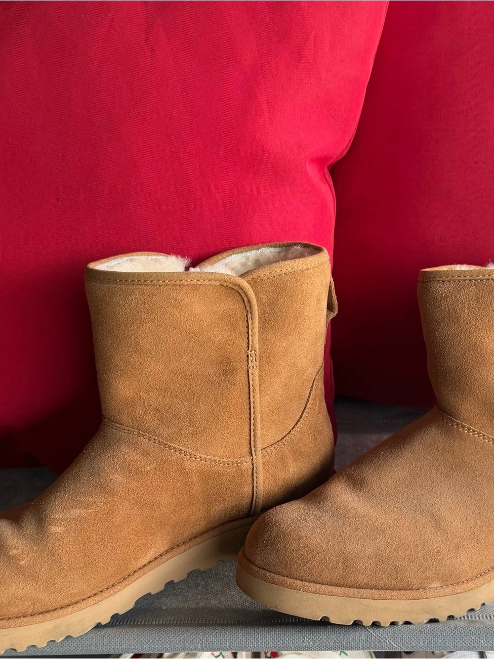 UGG Classic Short Suede Boots - Chestnut Brown
